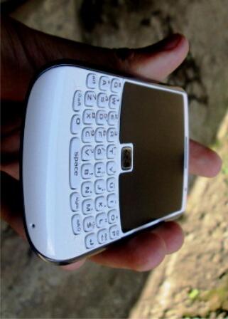 WTS BlackBerry Apollo white mulus,murah prefer COD Bandung