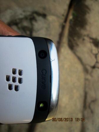 WTS BlackBerry Apollo white mulus,murah prefer COD Bandung