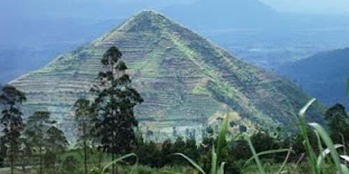 Misteri Terasering Gunung `Piramida` Cianjur Terungkap