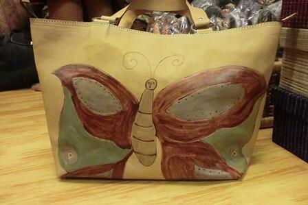 PROMO Tas Kulit, Rajut dan Tas Bermerk (Prada, ZARA, CHLOE, BOURZU, FURLA))