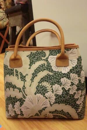 PROMO Tas Kulit, Rajut dan Tas Bermerk (Prada, ZARA, CHLOE, BOURZU, FURLA))