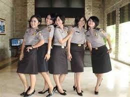 6 TIPE POLISI .................