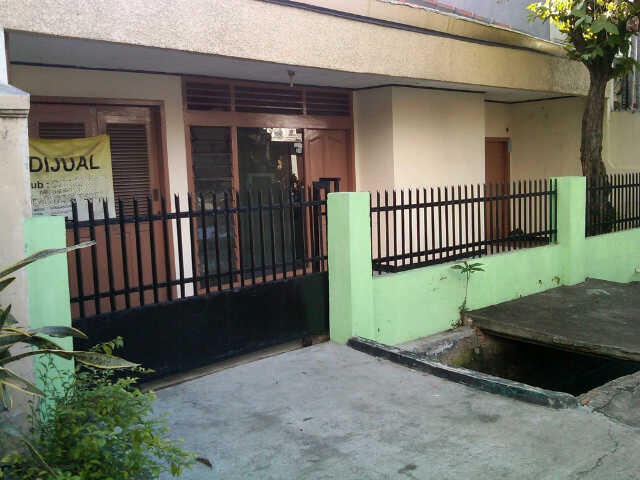 WTS : Rumah Bagus di Cempaka Baru Jakarta Pusat