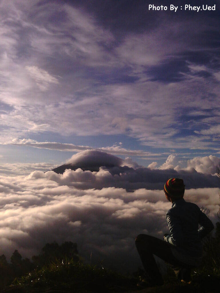 &#91;PUISI WISATA&#93; Serpihan Surga Dikolong Langit