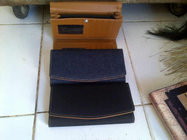 DIJUAL DOMPET PRINTING CEWE DAN COWO BISA COSTUM JUGA LOH
