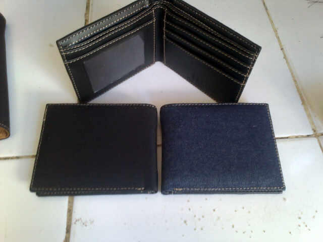 DIJUAL DOMPET PRINTING CEWE DAN COWO BISA COSTUM JUGA LOH