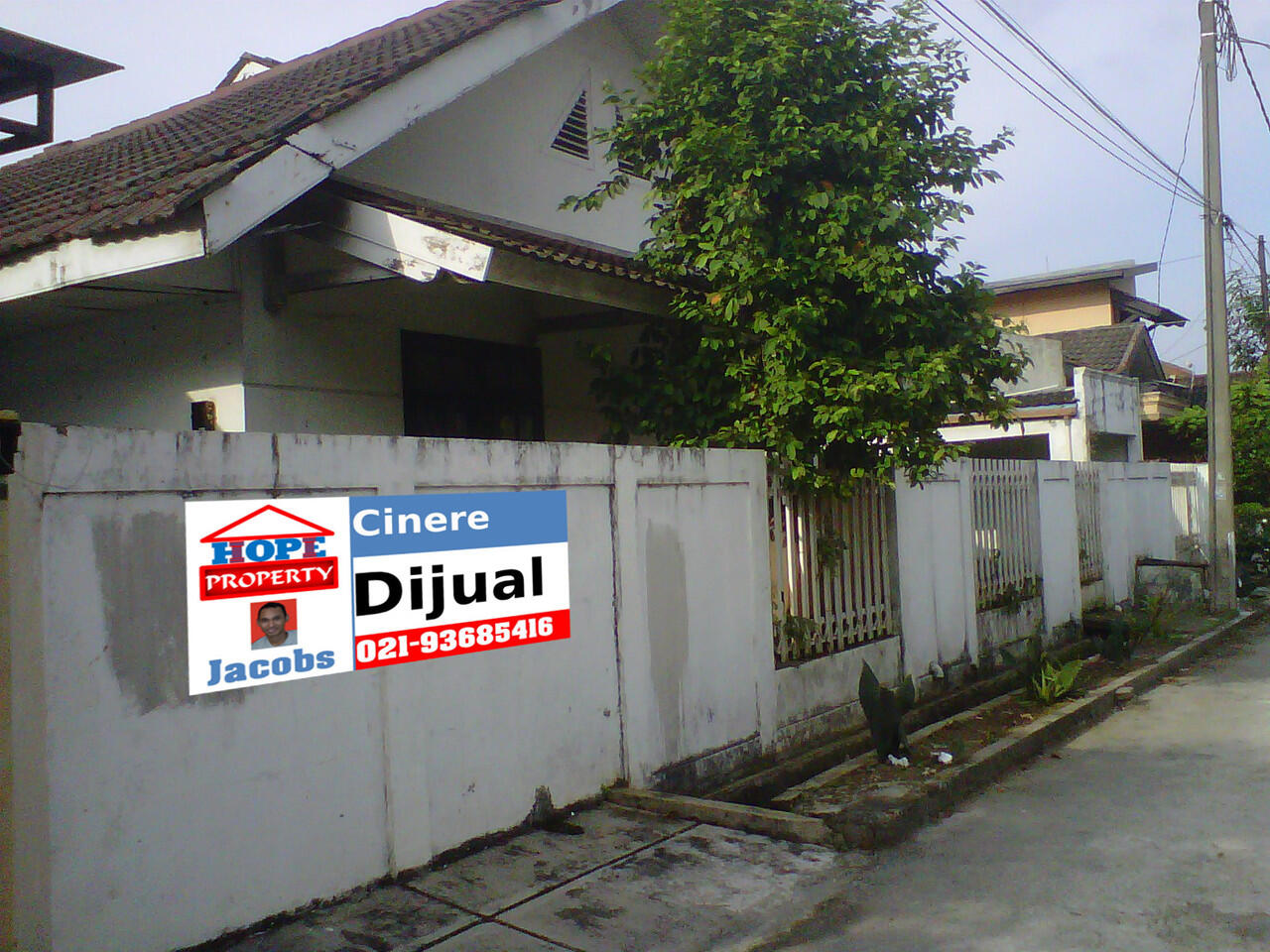 Rumah Tua harga miring di Perumahan Mega Cinere