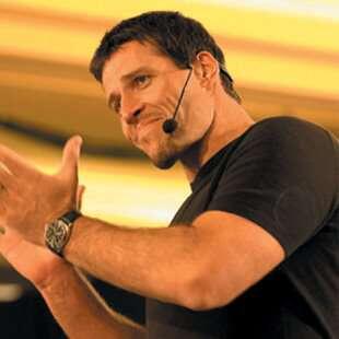 DVD Autobiography Anthony Robbins - Kisah Kesuksesan Anthony Robbin