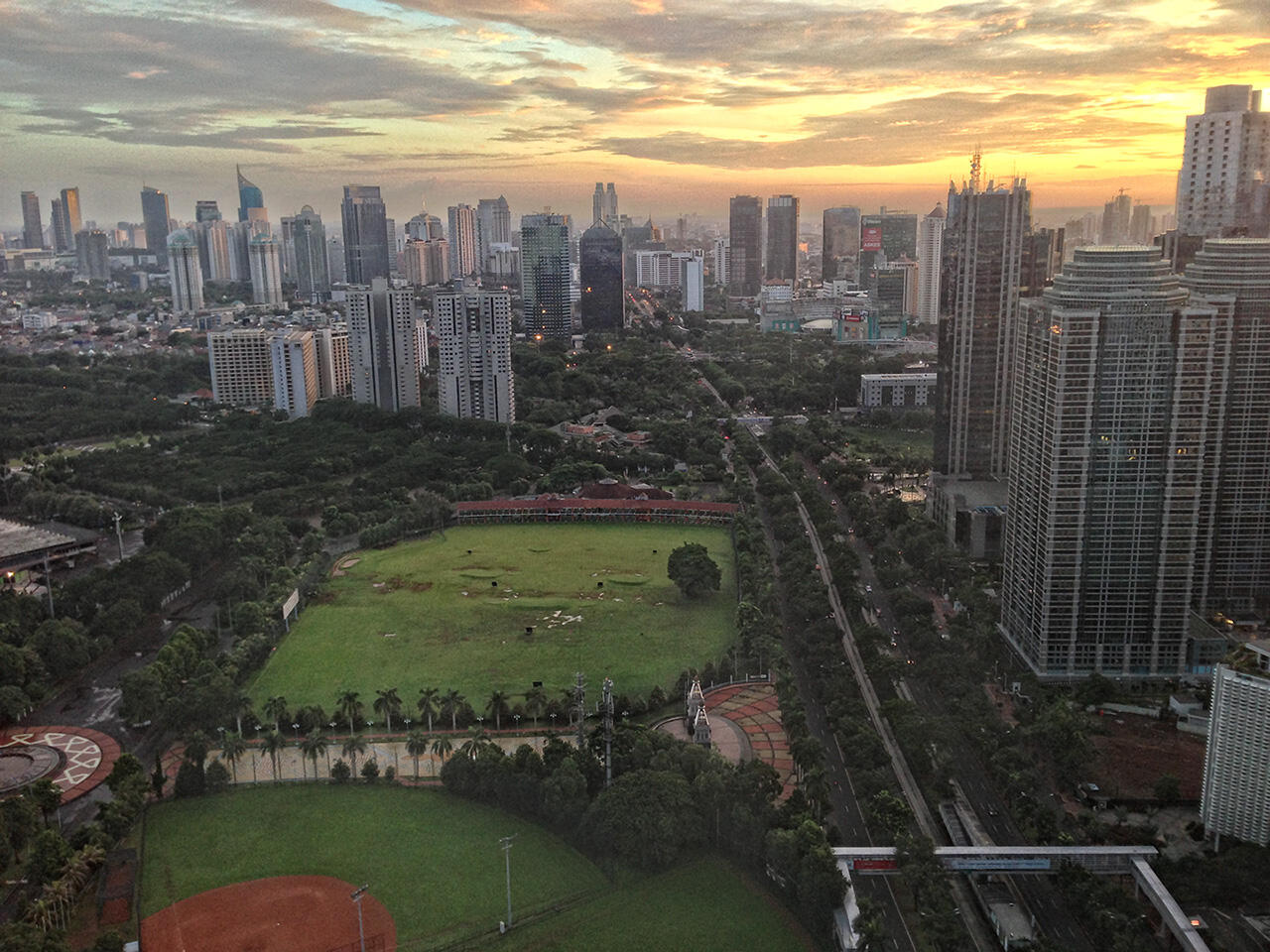 City Battle: Manila atau Jakarta mana yg lebih baik?