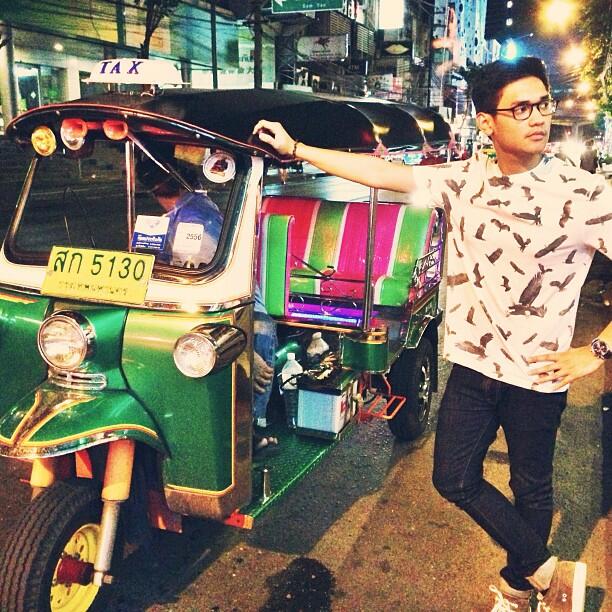 Afgan Alih Profesi