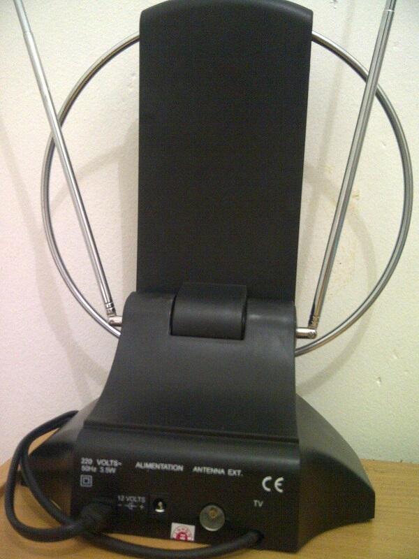 antena TV INDOOR + BOOSTER merk Intra murah