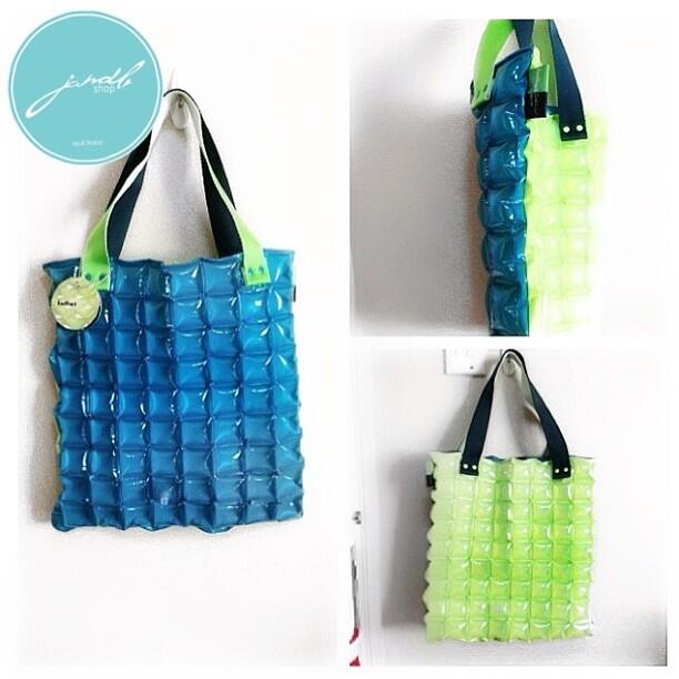 TOTE BAG SIZE S DUO CHIC, INFLAT DECOR BUBBLY BAG