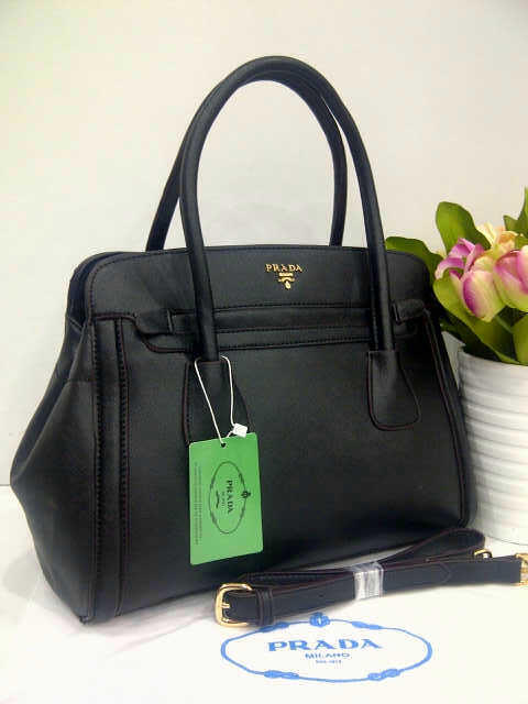 Tas Fashion Wanita Prada Semi Premium Taiga