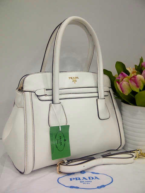 Tas Fashion Wanita Prada Semi Premium Taiga