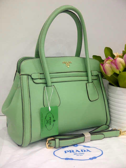 Tas Fashion Wanita Prada Semi Premium Taiga