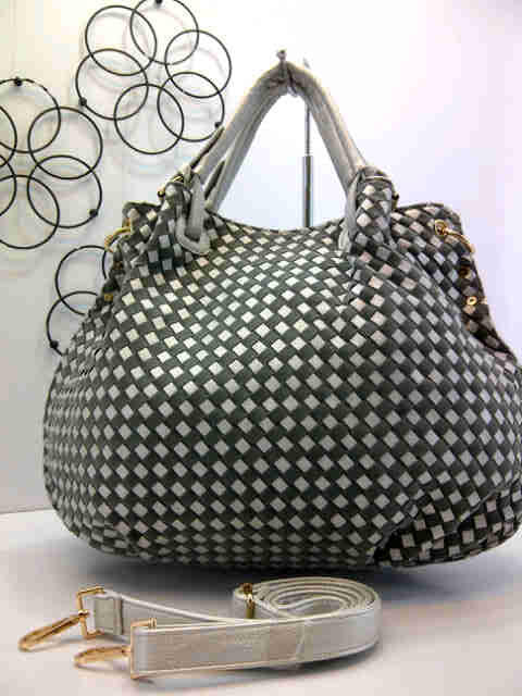 Tas Fashion Wanita Bottega Veneta
