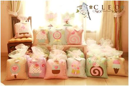 Bantal Imut Cleo