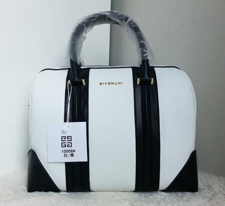Tas Tas Branded - Jual Tas Branded - Tas "GIVENCHY" - Original Leather!!