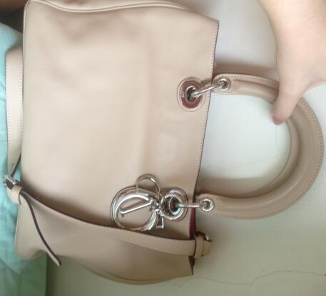 Tas/Bag Dior seri Diorissimo Second Medium Beige-Pink Kwalitas Premium