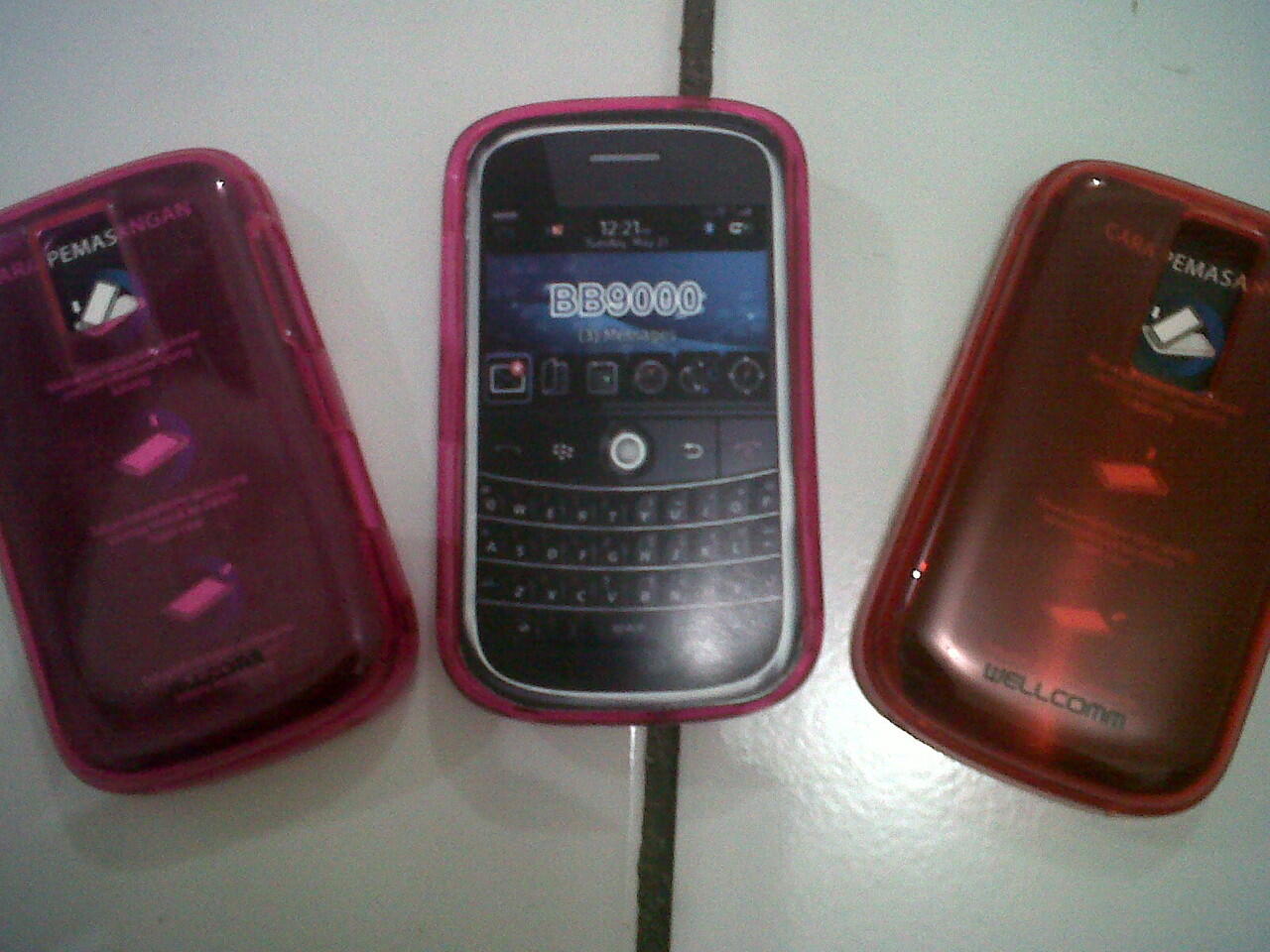 Cari Casing BB Bold 9000