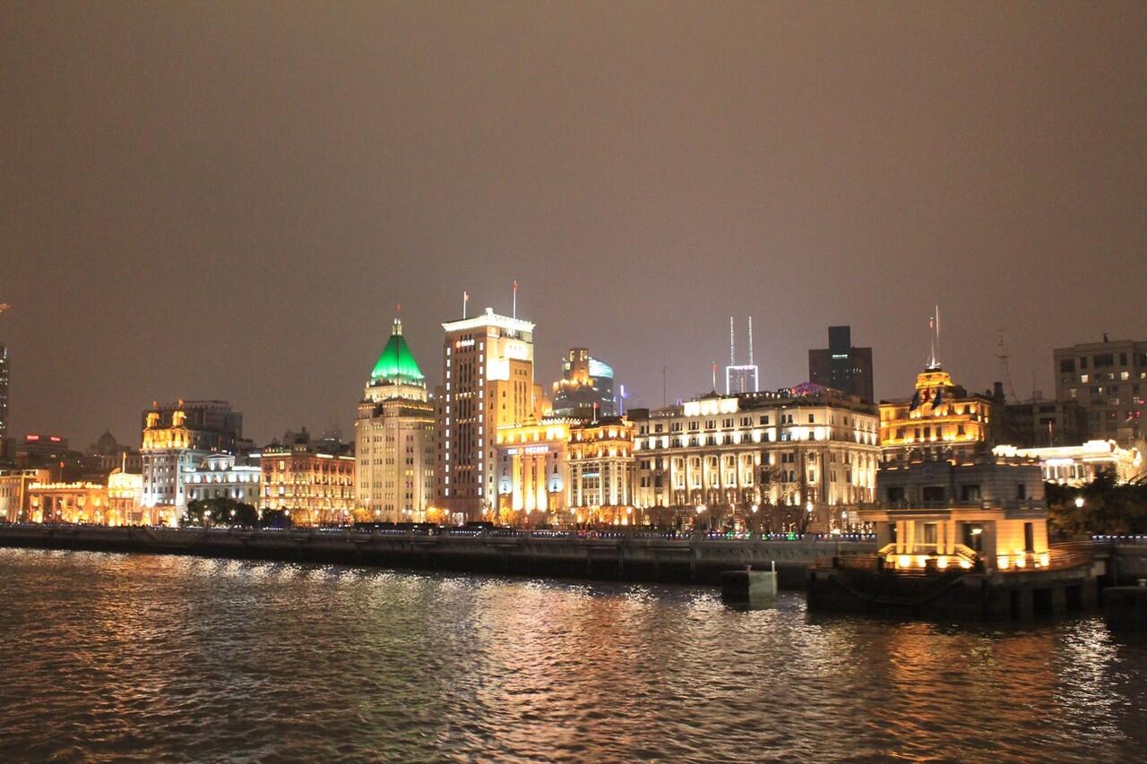 &#91;Banyak&#93; Pemandangan Kota Shanghai Malam Hari dari River Cruise