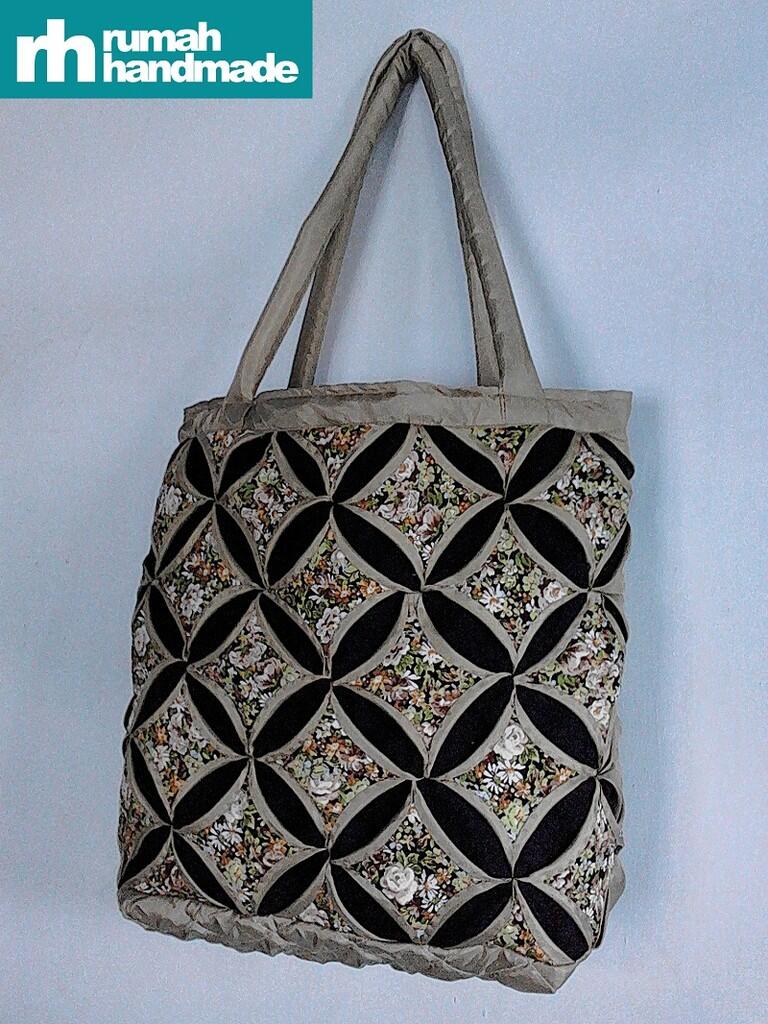 TOTEBAG UNYU & CATCHY