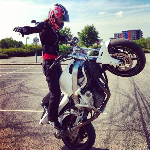 &#91;17+&#93; About Chesca Miles_&quot;The Female Freestyle Stuntbikers &quot;
