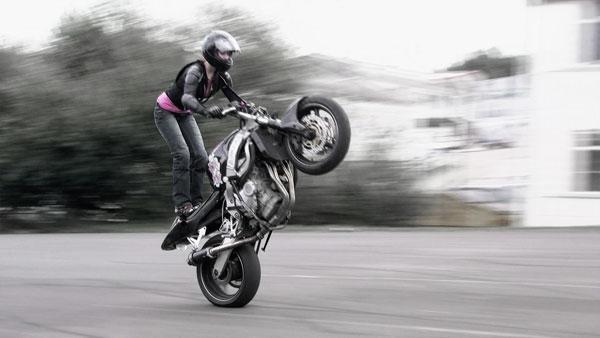 &#91;17+&#93; About Chesca Miles_&quot;The Female Freestyle Stuntbikers &quot;