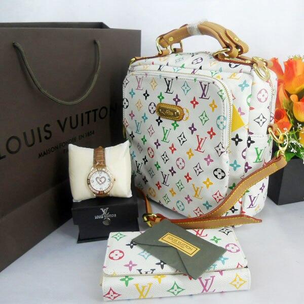 Tas Botega,Burberry,Cartier,Chanel,Zara,Furla,Hermes,Louis Vuitton,Prada,Versace
