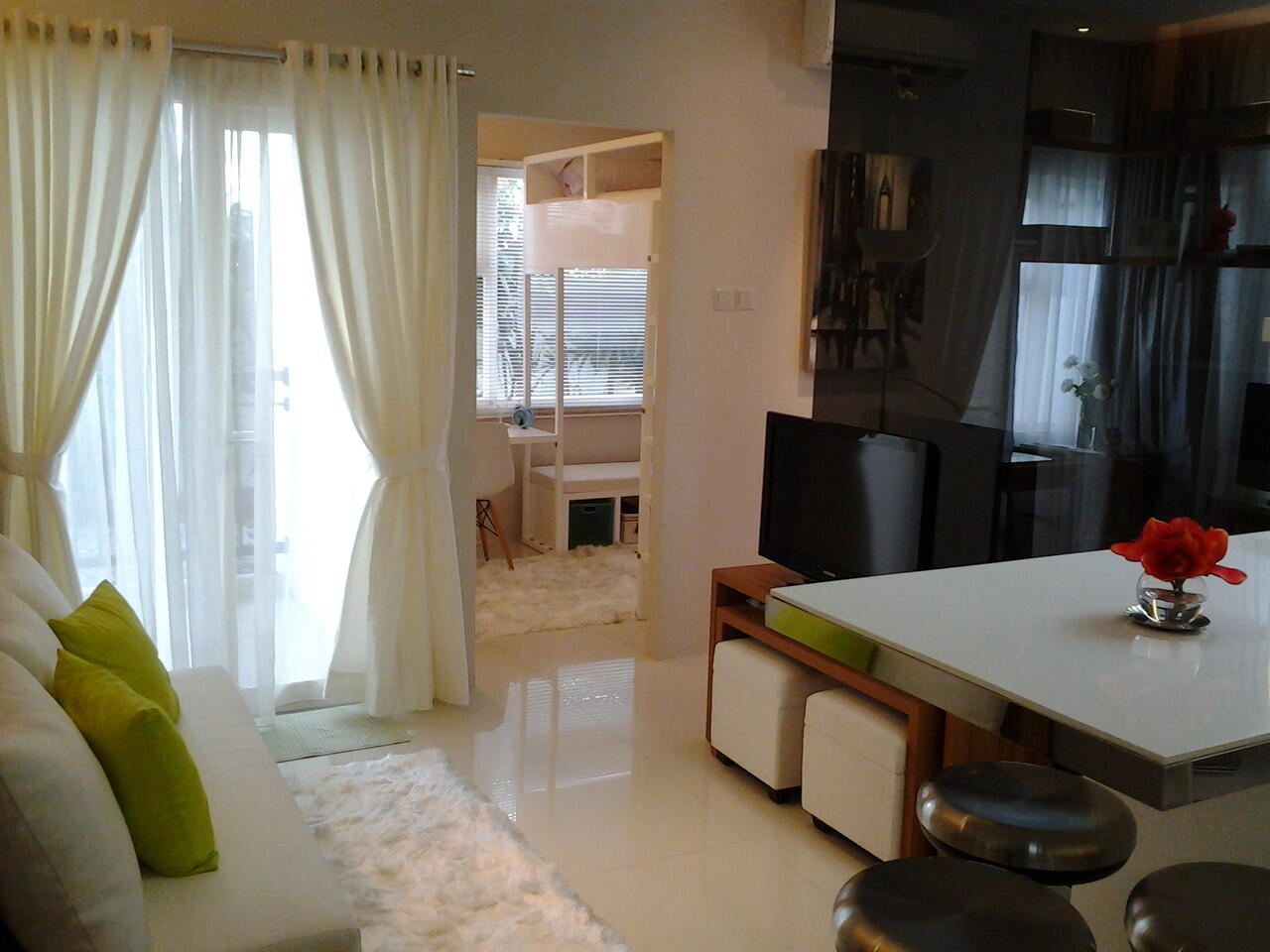 THE NEST APARTEMENT DIPURI
