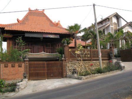 Villa Joglo Di Batu Dekat Jatim Park