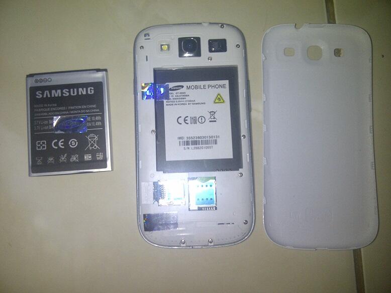 (ASK) Mau tanya ini Galaxy S3 Origina atau Replica ?