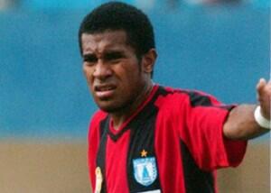 10 Pemain Sepakbola Bertalenta Dari Tanah Papua