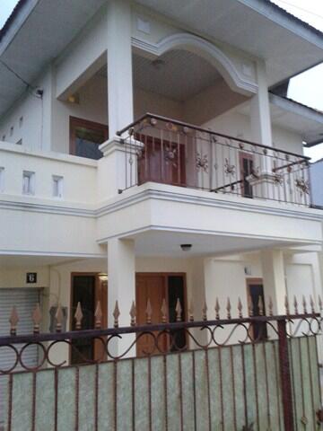 Jual CEPAT Rumah 2 Lantai Tengah Kota Semarang Citarum - Murah