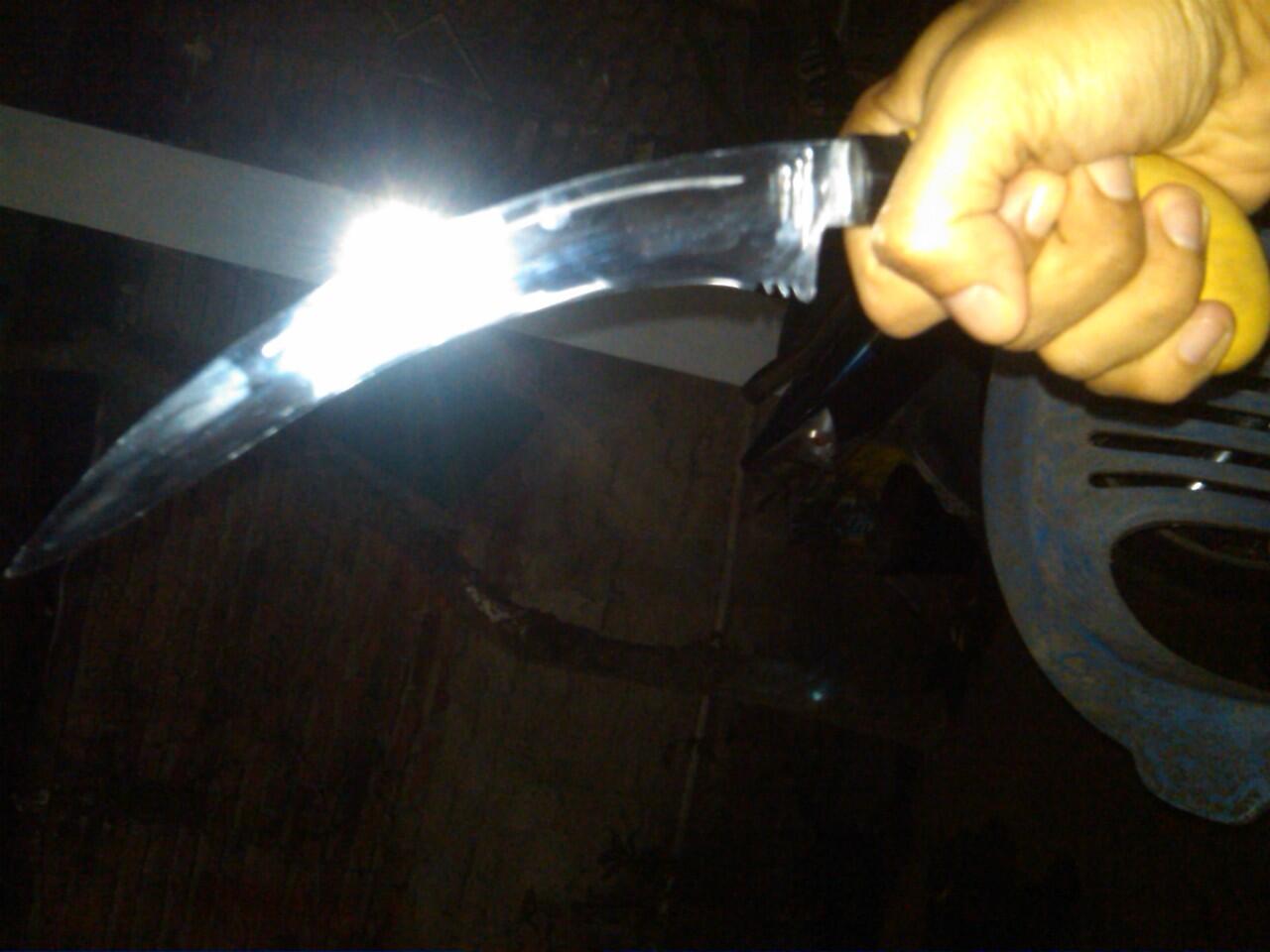 Karambit Made In Sendiri