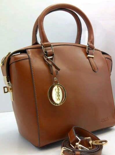 Tas Branded Zara City