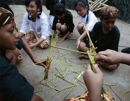 PERMAINAN TRADISIONAL TEMPO DULU (pict)