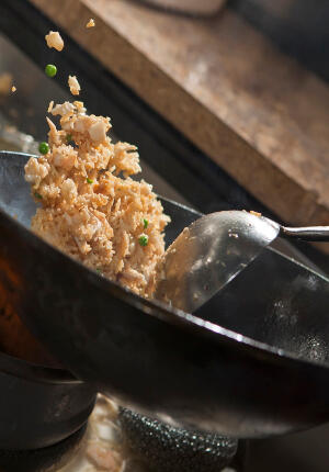Mau Bikin Nasi Goreng Seenak Buatan Resto? Perhatikan 4 Tips Penting Ini!