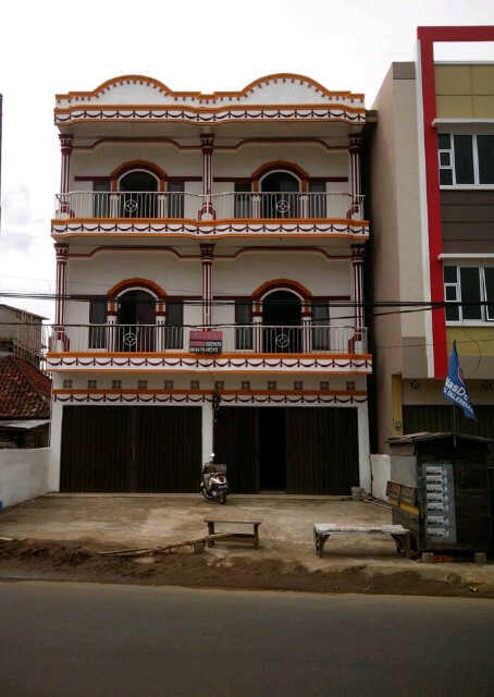 RUKO 3 LANTAI