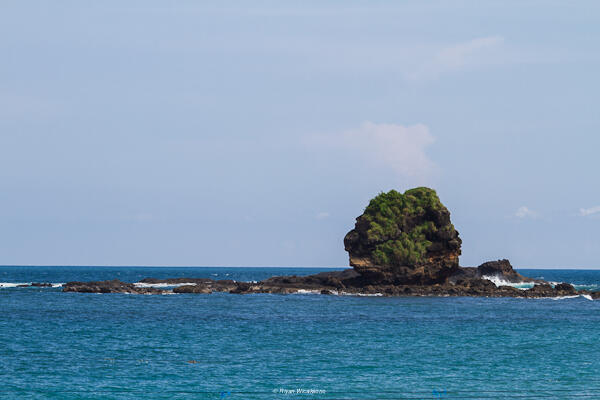 &#91;My Travel Photojurnalism&#93; Mari Menengok Keindahan Tanjung Papuma Gan!