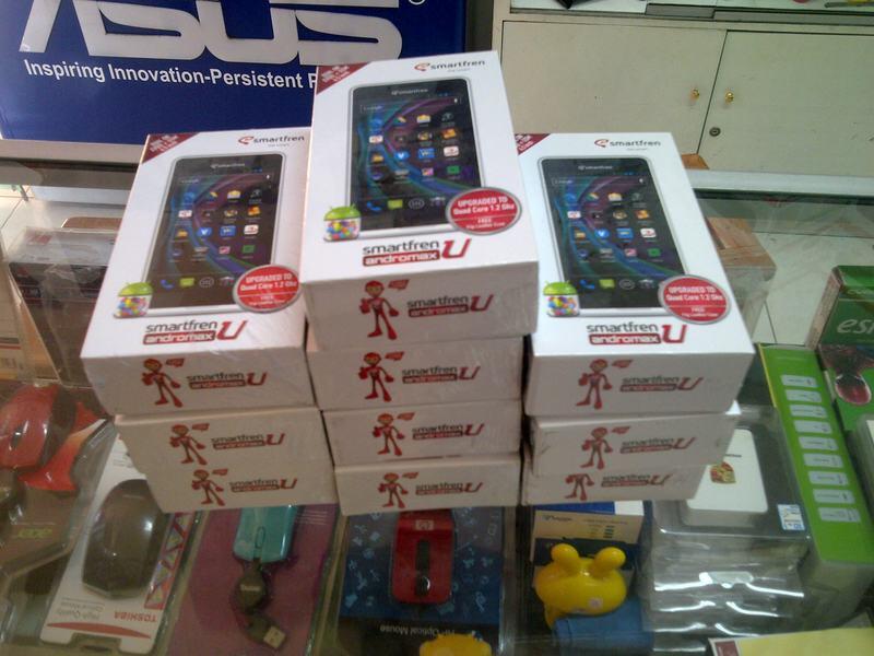 Smartfren Andromax U - LIMITED EDITION (QuadCore)