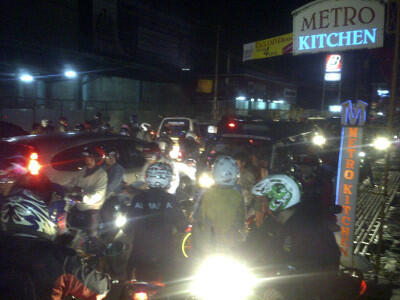 &#91;AWAS&#93; Jalan Raya Pondok Cabe Lumpuh Total?
