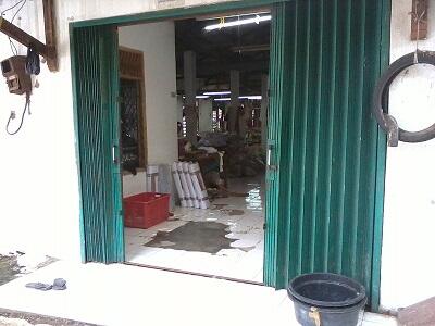 RUMAH KONFEKSI GUDANG DAN KONTRAKAN COCOK UNTUK USAHA