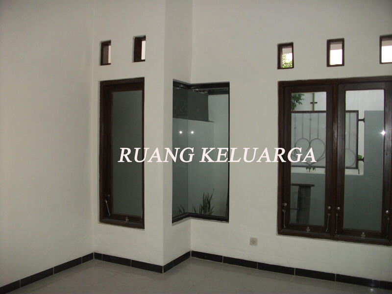 Rumah Baru ,berlokasi Di Tengah Kota Solo yang tenang dan tentram
