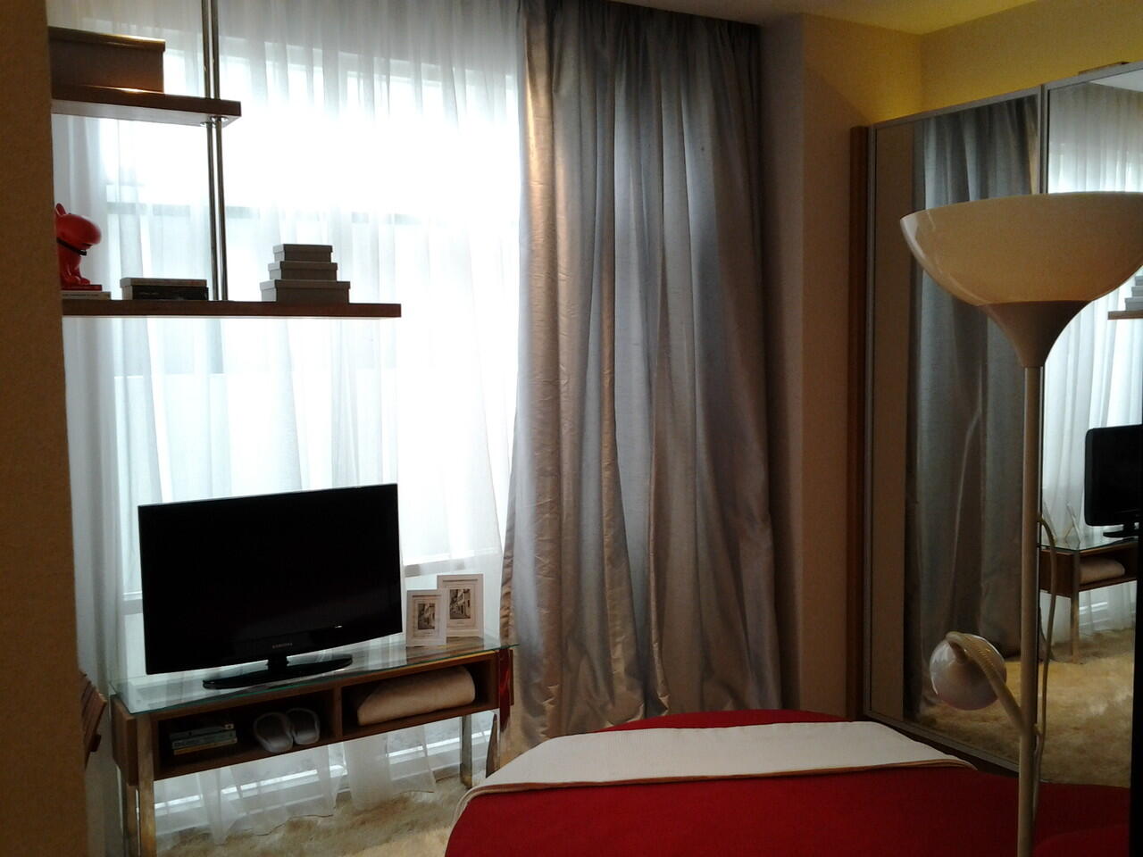 THE NEST APARTEMEN