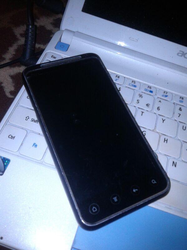 jual HTC EVO 3D, kesayangan, bisa tuker sama hp android bb dan iphone