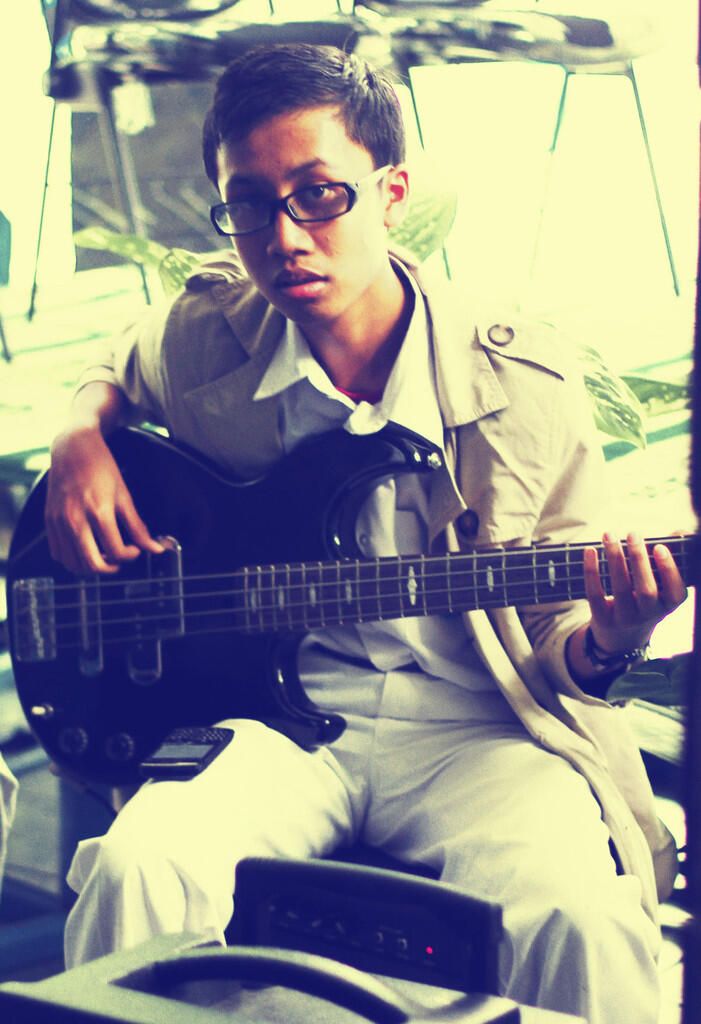 Post a Pic of You Playing Your Musical Instrument! 