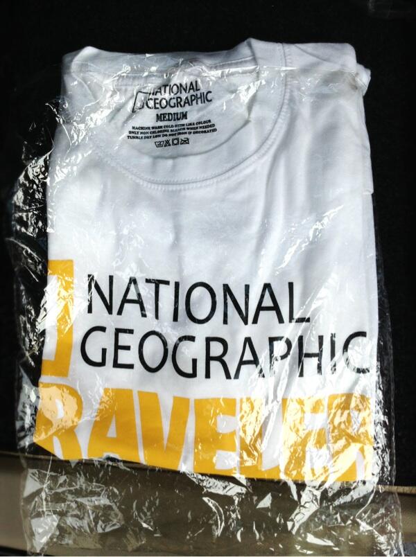 Ayoo buruann, Baju National Geographic,terbatasss
