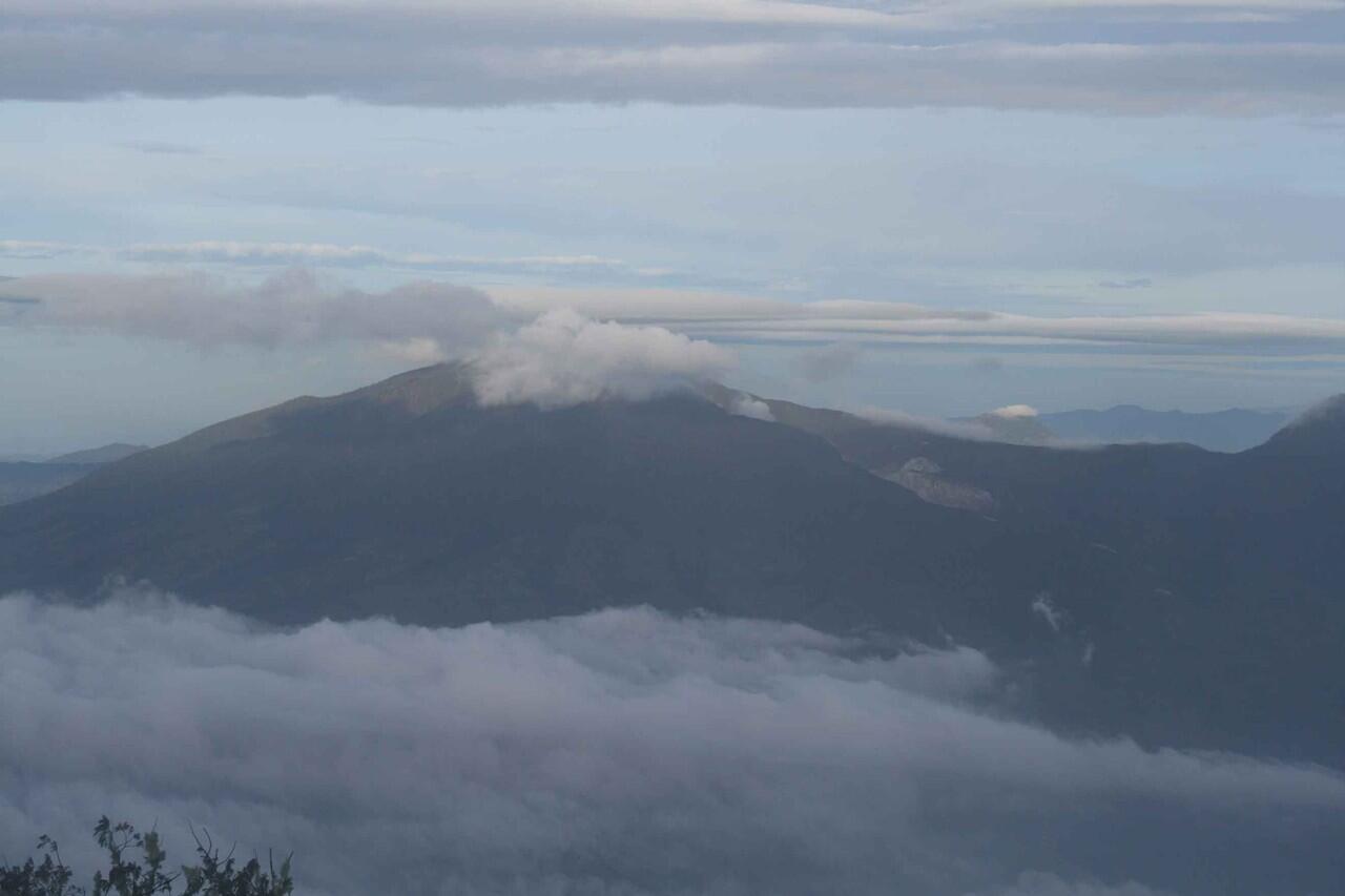 &#91;share photo&#93; melihat keindahan gunung cikuray 2821 mdpl (pengalaman TS) 