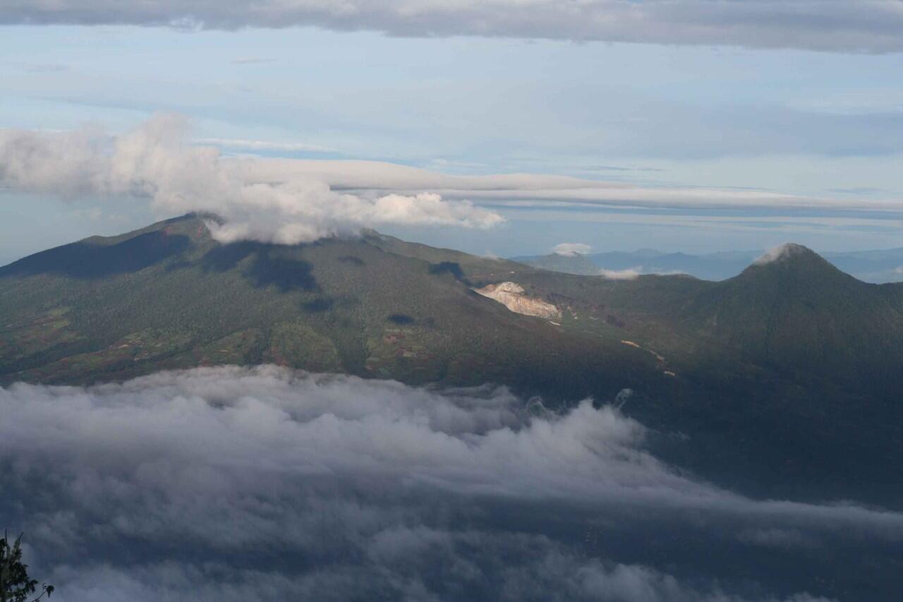 &#91;share photo&#93; melihat keindahan gunung cikuray 2821 mdpl (pengalaman TS) 